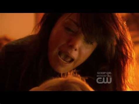 chloe smalville|Smallville does chloe die.